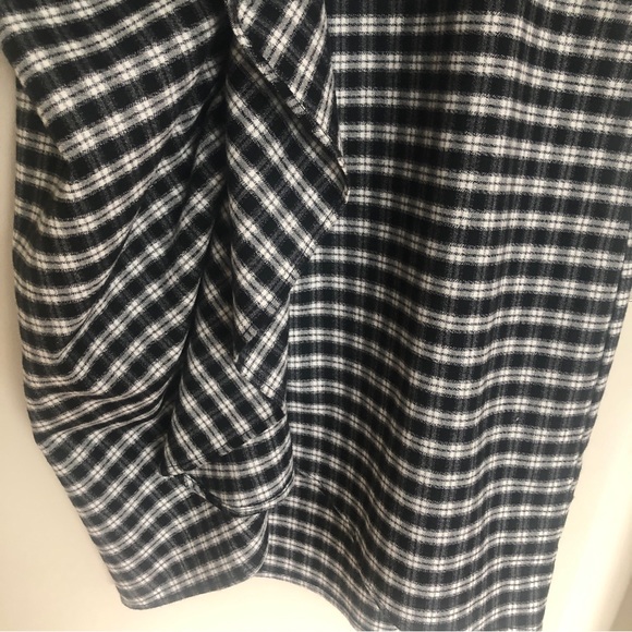 Plaid pencil skirt with frill details. - Picture 5 of 10